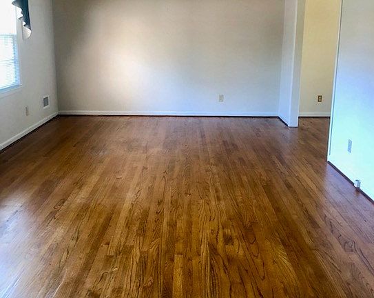 3rd image of 701 Hammond Dr