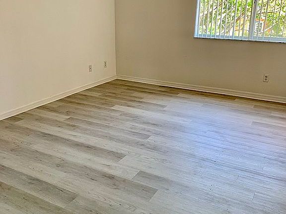 2nd image of 9539 Roundstone Cir #0