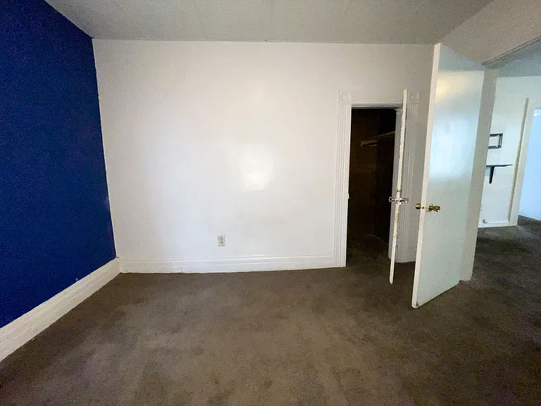 912 S Penn St — Photo 13