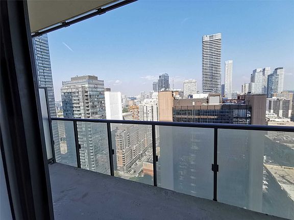 5th image of 15 Grenville St #3005