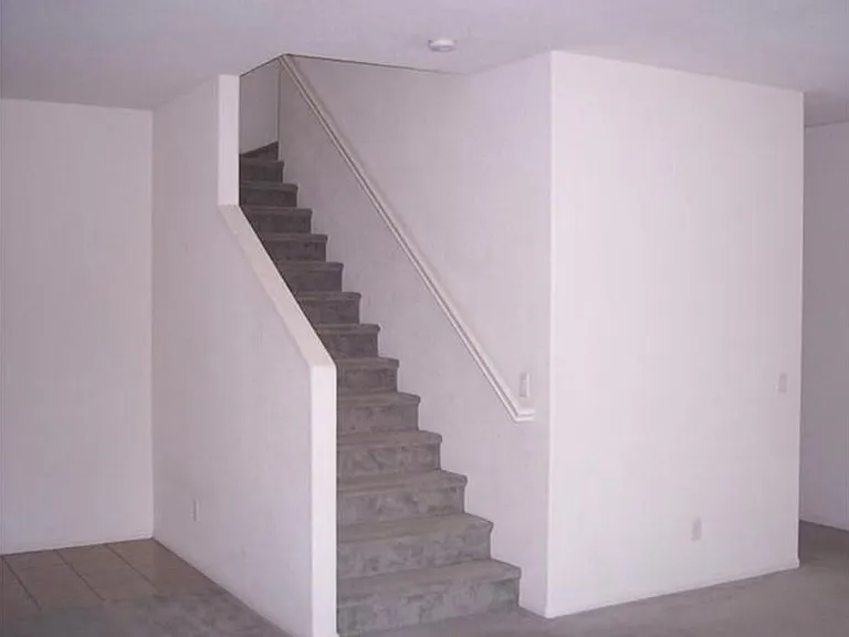 3207 Summer Breeze Ave — Photo 3