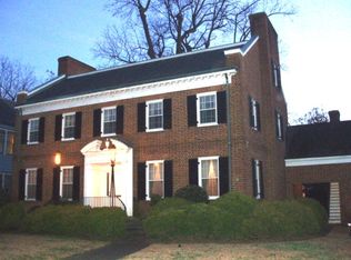 305 W Main St, Elizabeth City, NC 27909