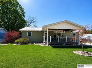 497 R St, Loup City, NE 68853