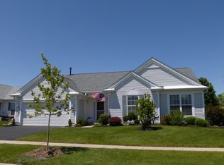 12185 Arlington Dr, Huntley, IL 60142
