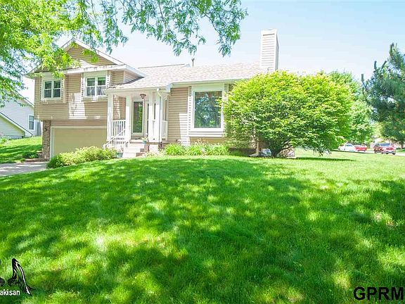 3rd image of 3440 Wildbriar Ln