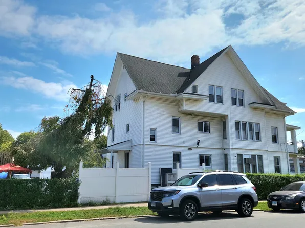 1821 East Main Street, Waterbury, CT 06705