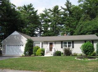 15 Joseph St, Acushnet, MA 02743