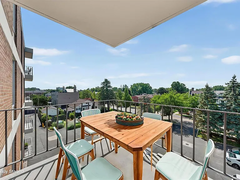 600 W Brown St #309 — Photo 22