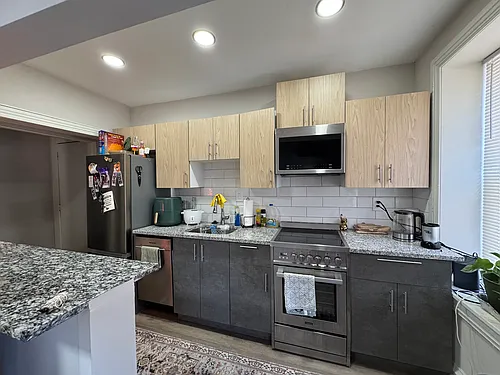 103 Maplewood Ave #4 Photo 1
