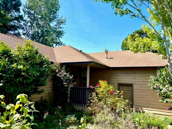 3601 Palomino Pl, Fortuna, CA 95540