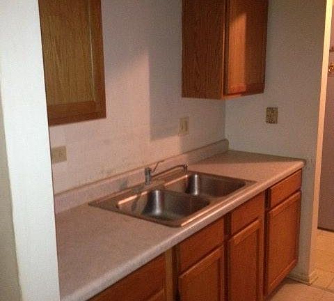 5th image of 121 Arthur Ave APT 205