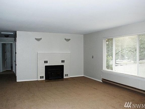 3rd image of 16030 SE 130th St