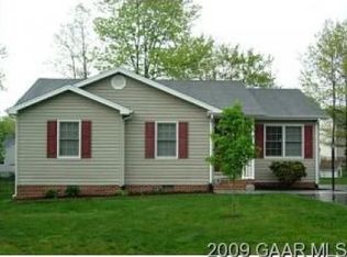 73 Canton Ln, Stuarts Draft, VA 24477