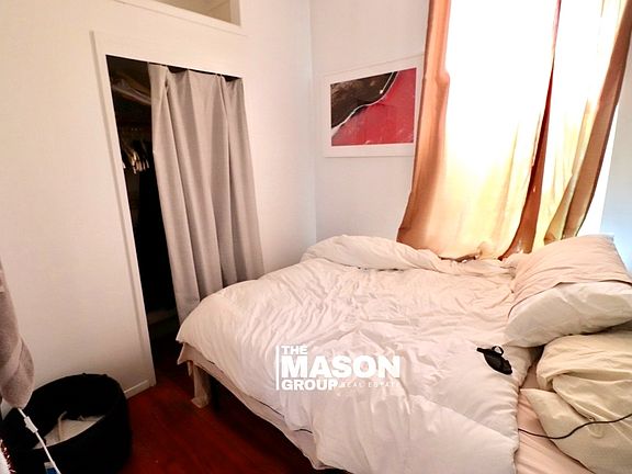 4th image of 470 W 23rd St #510