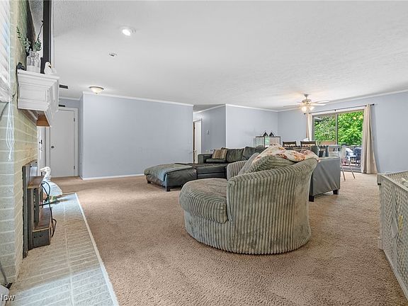 4th image of 7140 Hunter Dr
