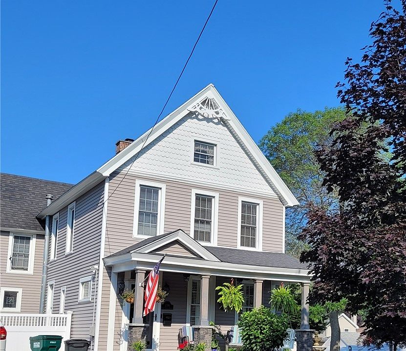 1st image of 236 E 6th St
