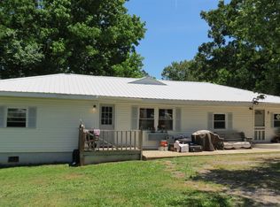 2 Bell Ave, Rossville, GA 30741