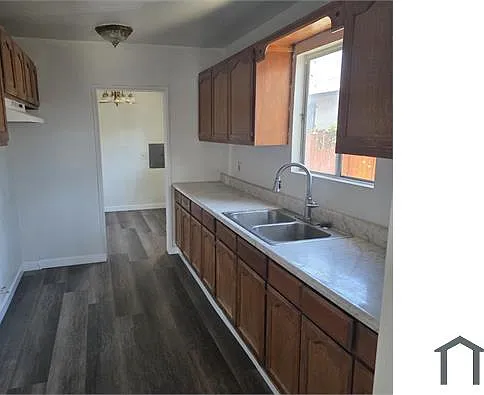 417 W 110th St — Photo 10