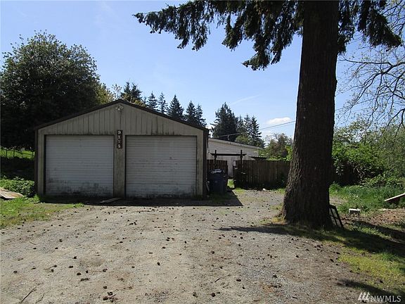 4th image of 9114 52nd St SE