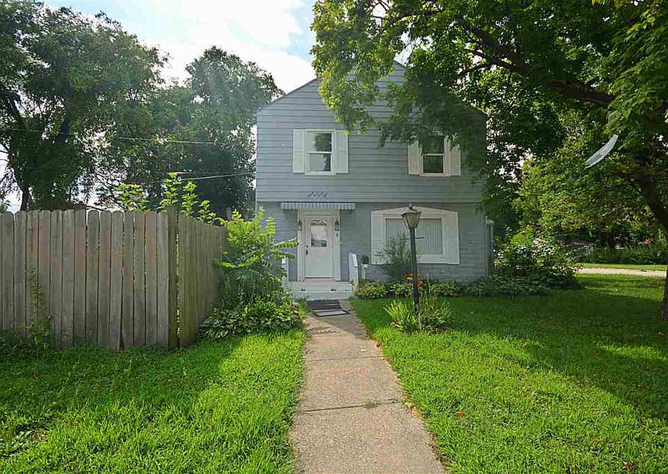 1st image of 2928 Latham St