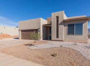 3634 Red Arroyo Dr, Alamogordo, NM 88310