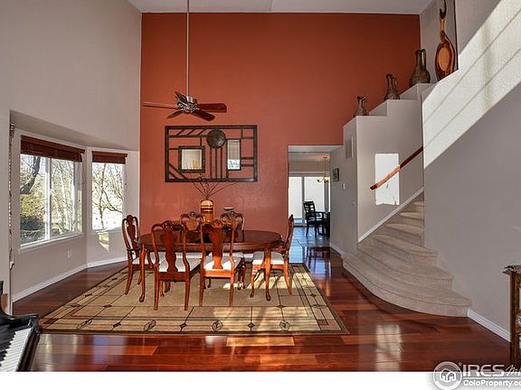 Vaulted ceilings and plenty of natural light