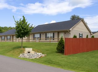 1312 Patrick Dr #11, Johnson City, TN 37601