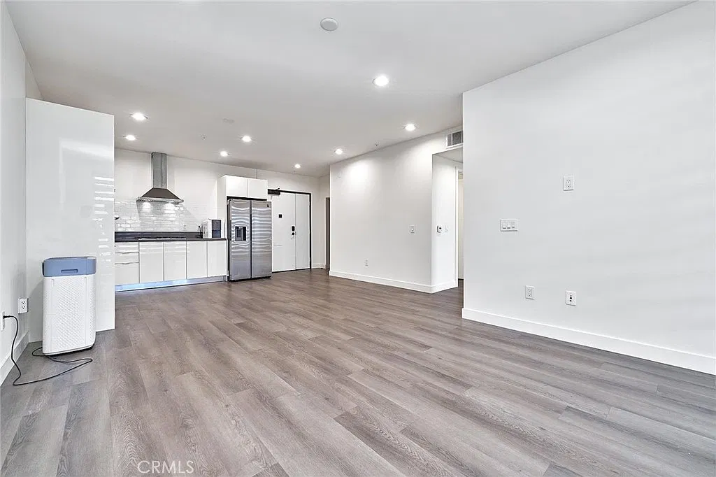 2 bed, 1140 sqft, $3,500 — Photo 4