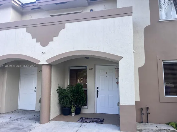 6746 SW 115th Ct APT 205, Miami, FL 33173