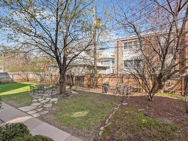 2421 Emerson Ave S #107 — Photo 15