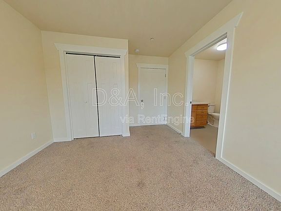 2nd image of 620 NW Kings Blvd #200-6