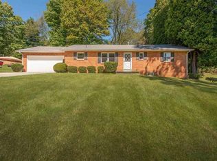 10 Old Orchard Dr, Mount Vernon, OH 43050