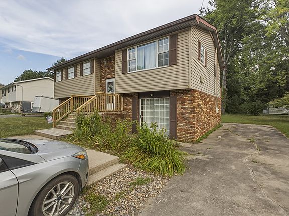 2nd image of 235 Ridgepark Dr