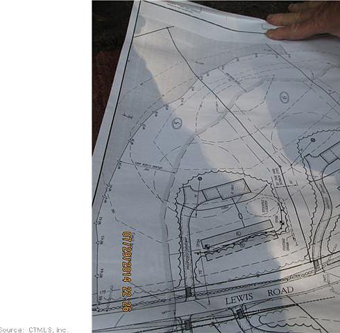 2nd image of 106 Lewis Rd