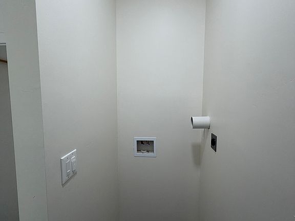 4th image of 3328 Altadena Ave Unit 103