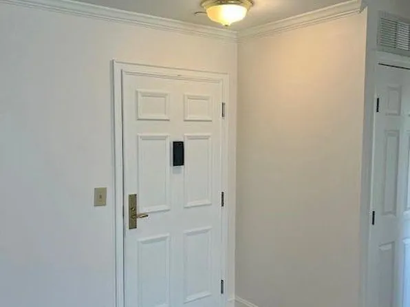 2106 Bermuda Vlg, Bermuda Run, NC 27006