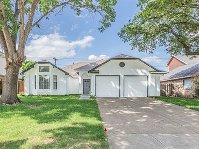 2850 Fenwick St, Grand Prairie, TX, 75052