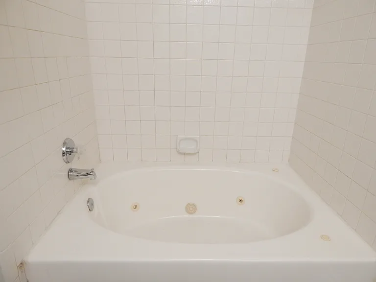 1412 Wesley Dr — Photo 20
