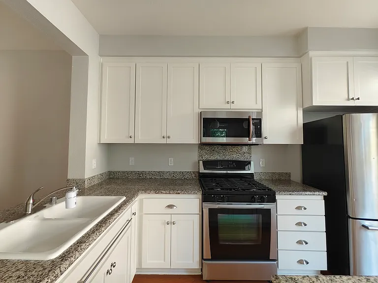 171 Bel Air Ct — Photo 5