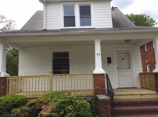 24 Laurel Pl, New Brunswick, NJ 08901