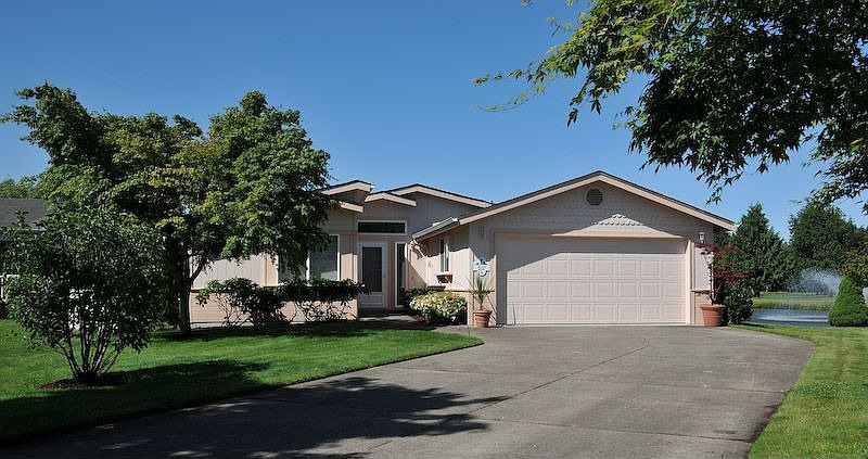 113 Village Dr.