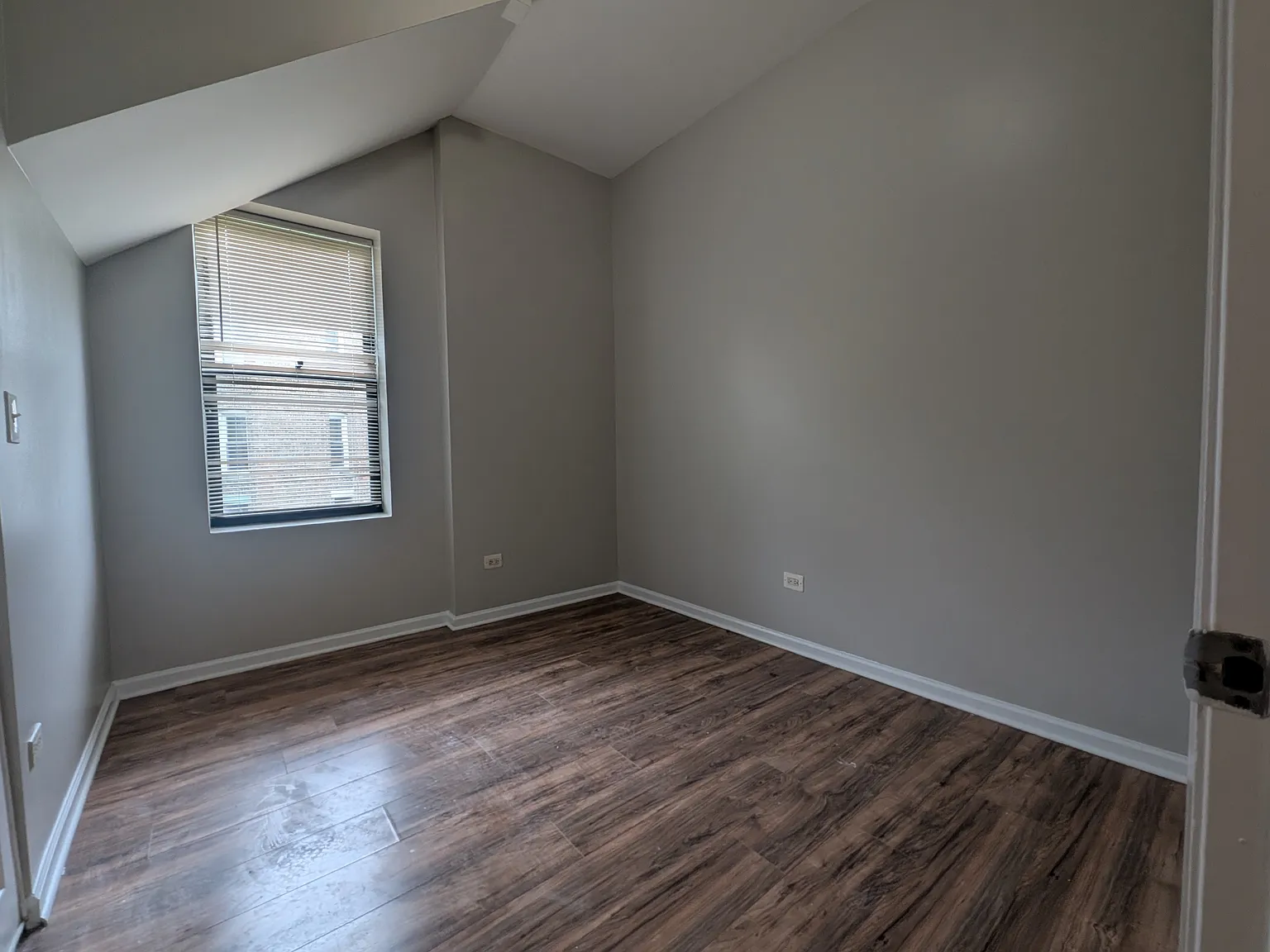 5417 S. Carpenter - 5417-1 — Photo 4