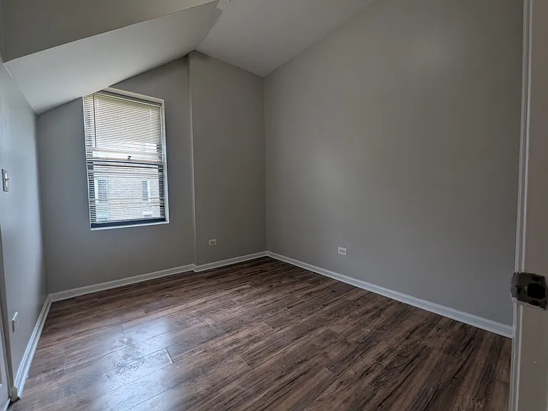 5417 S Carpenter St #1 — Photo 4