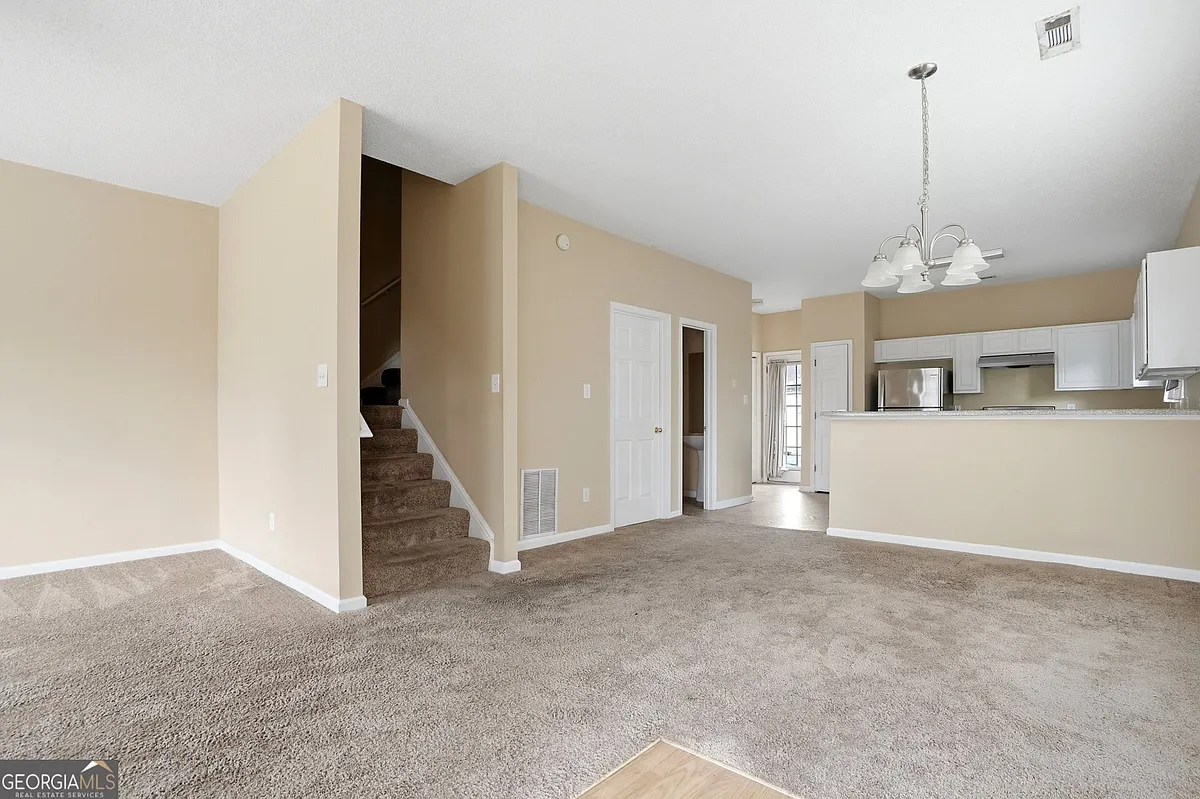 Building Photo - 3285 Oakley Pl