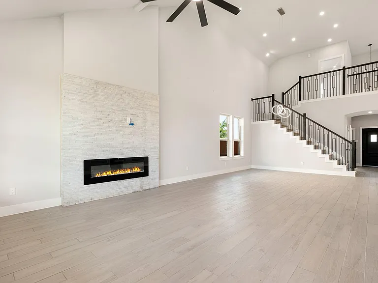 1221 Woodflower Dr — Photo 11