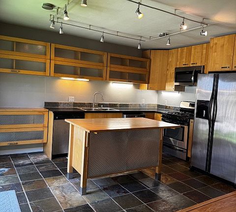 2nd image of 4173 Mississippi St #1