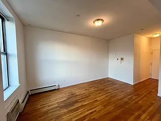 77 Delancey Street, #4/C