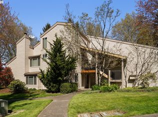 10357 SW Trapper Ter, Beaverton, OR 97008