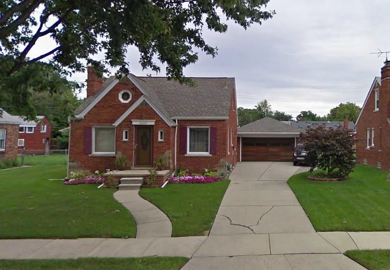 1st image of 20669 Roscommon St