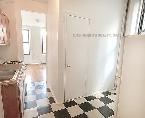 Rented by City Heights Realty | media 26